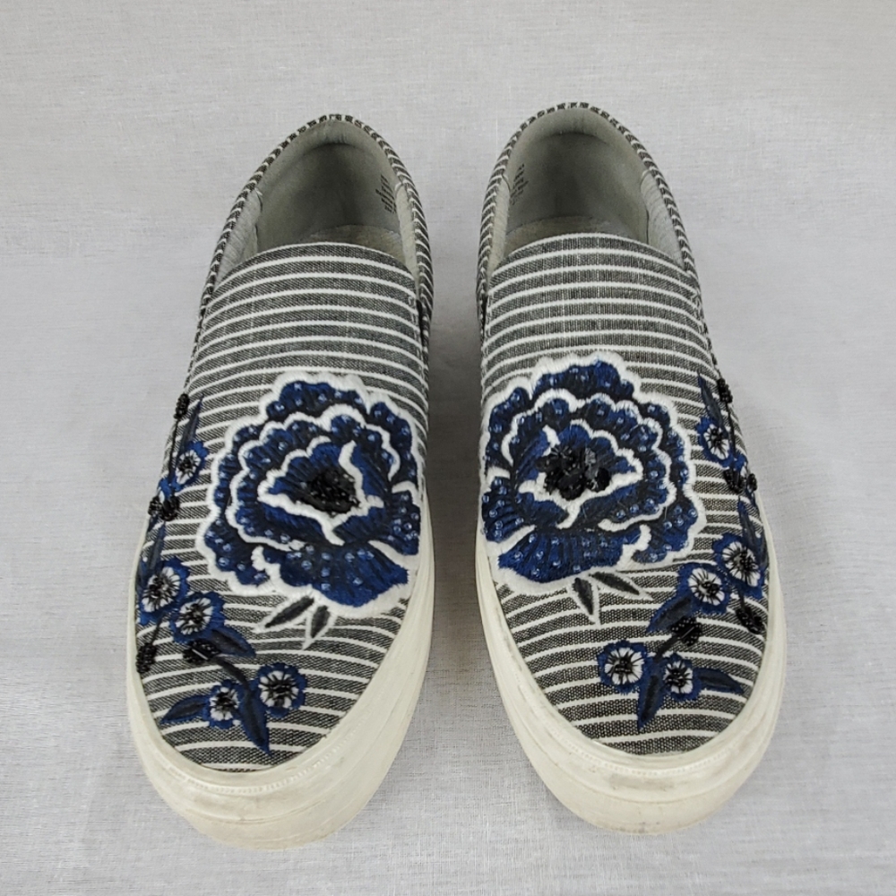 Nine West grey sneakers with embellishments - Picture 3 of 8